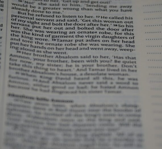 The Power of Storytelling: How to Craft a Compelling Anecdote that Captivates Your Audience